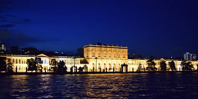 Dolmabahçe Palace illuminated, seen from the Bosphorus